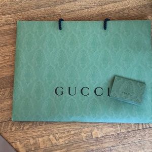 Large Gucci shopping bag
